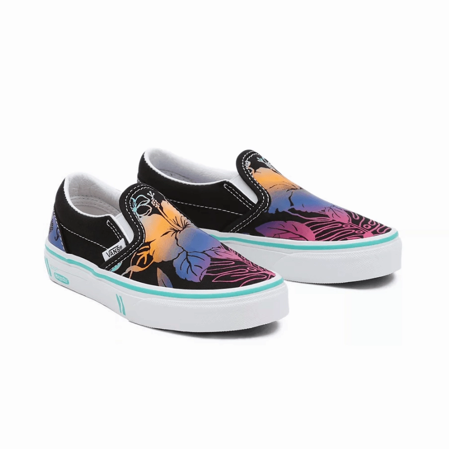   Crayola Kid's Classic Slip-On 'Trace Your Dreams' Flexible Step-Up