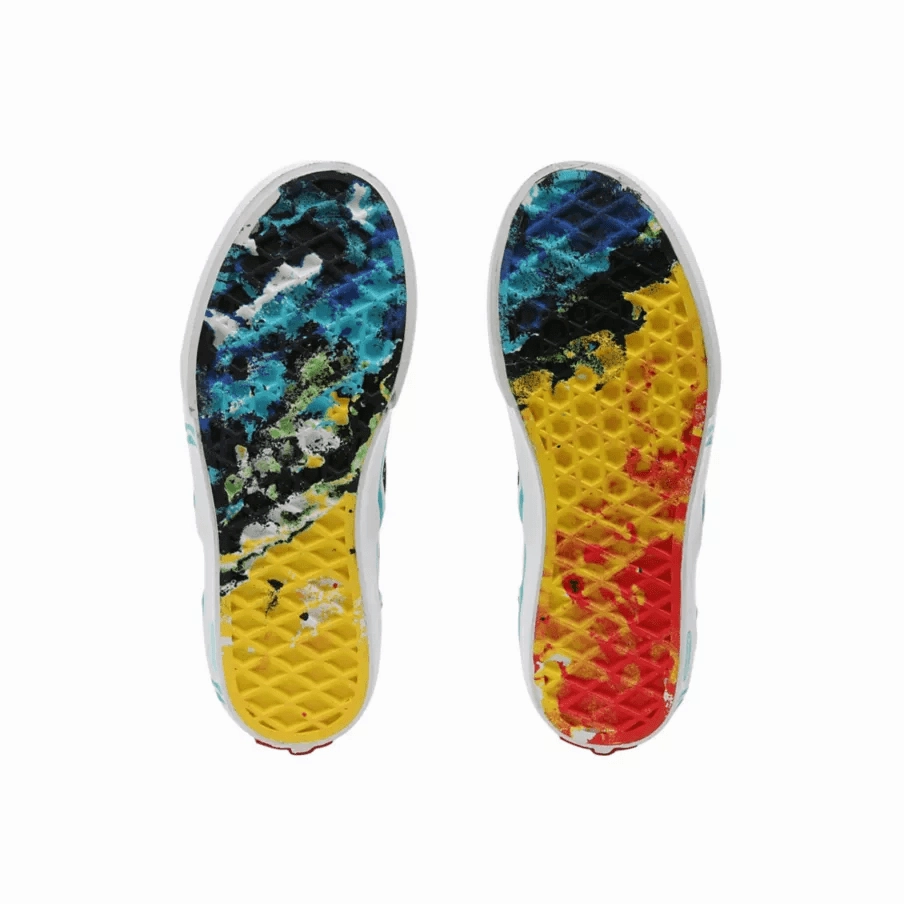   Crayola Kid's Classic Slip-On 'Trace Your Dreams' Flexible Step-Up