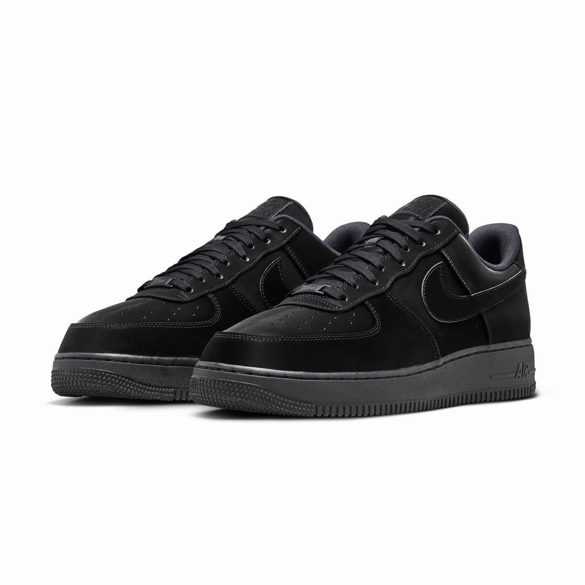 Active Comfort Air Force 1 '07 LX 'Vanta Black'