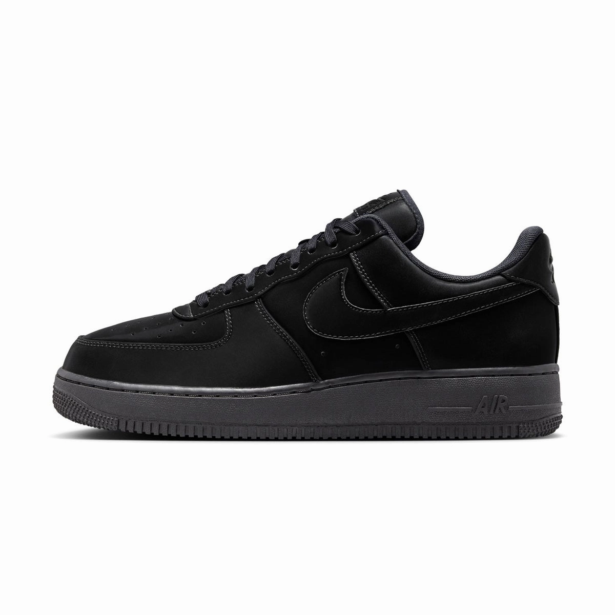 Active Comfort Air Force 1 '07 LX 'Vanta Black'