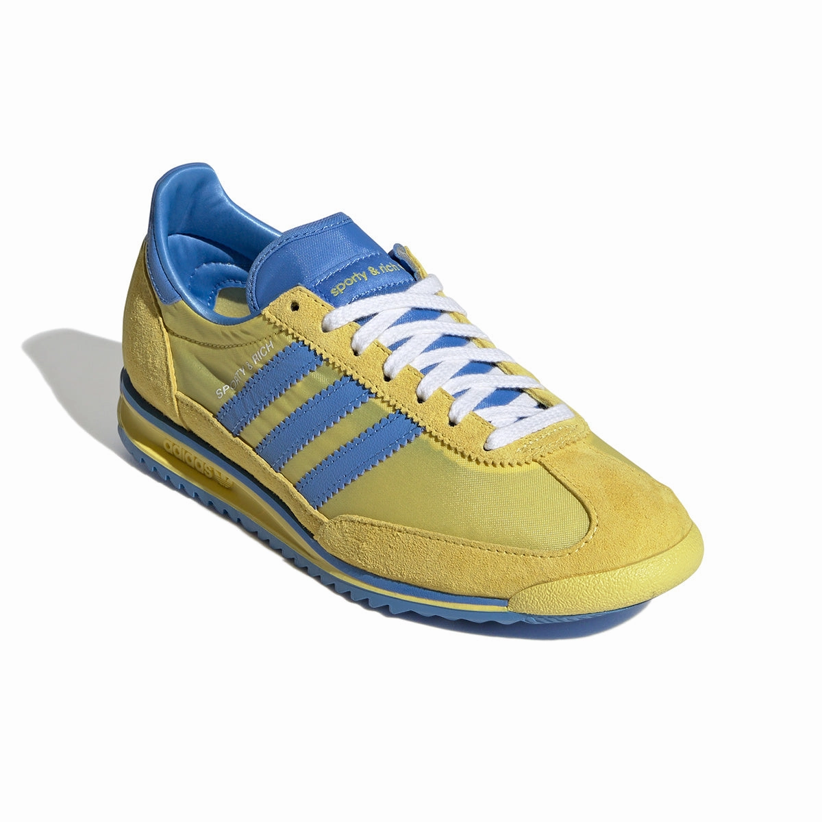 Active Step-Up   Sporty & Rich SL 72  'Light Yellow 'Real Blue'