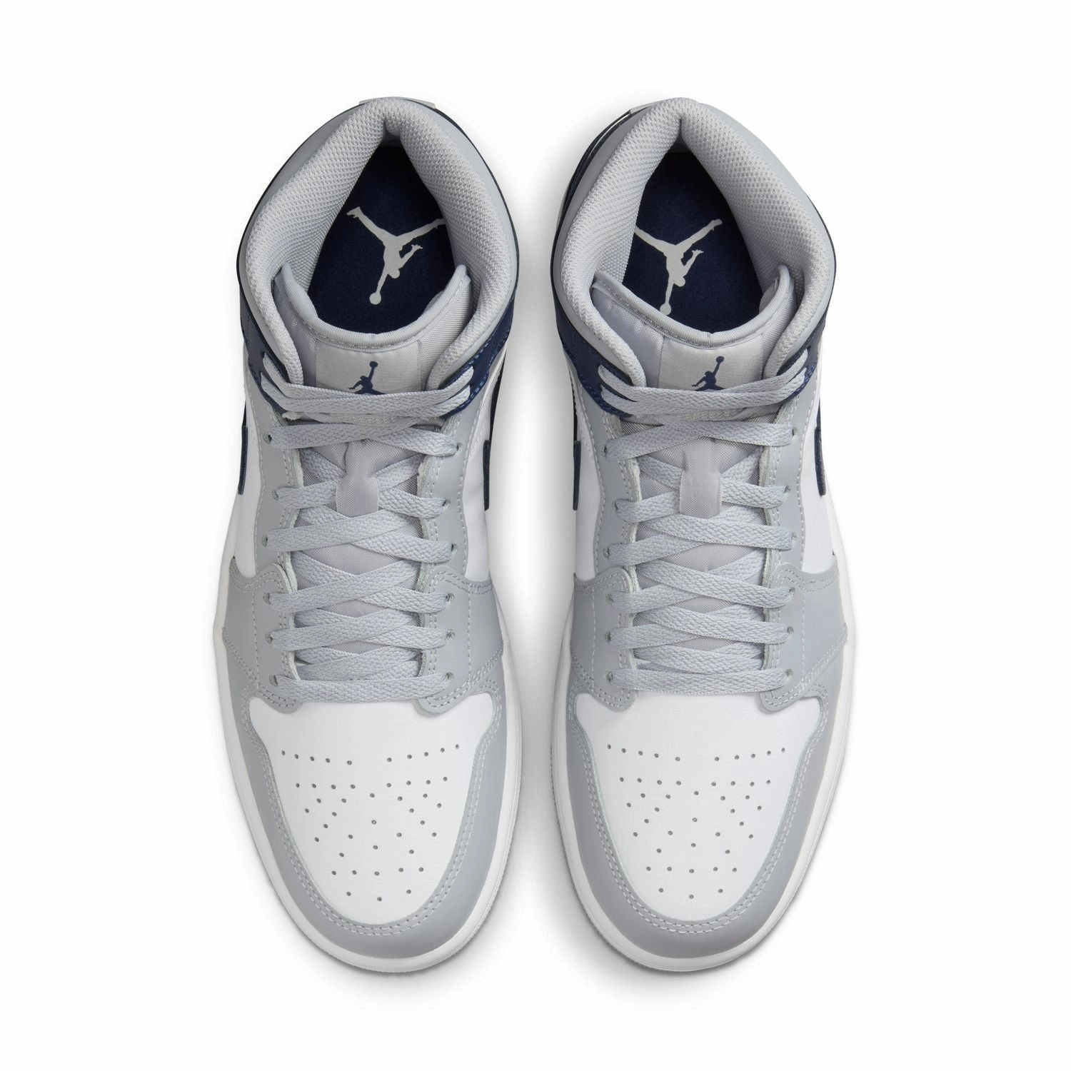 Air Jordan 1 Mid 'Wolf Grey Midnight Navy' Light Step-Up