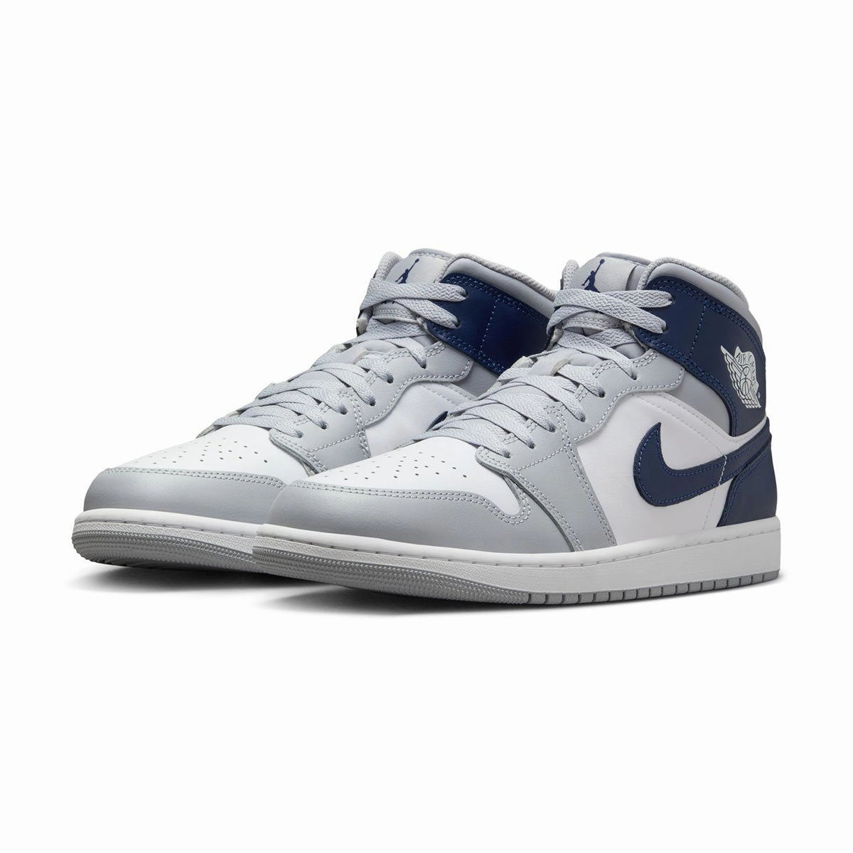 Air Jordan 1 Mid 'Wolf Grey Midnight Navy' Light Step-Up
