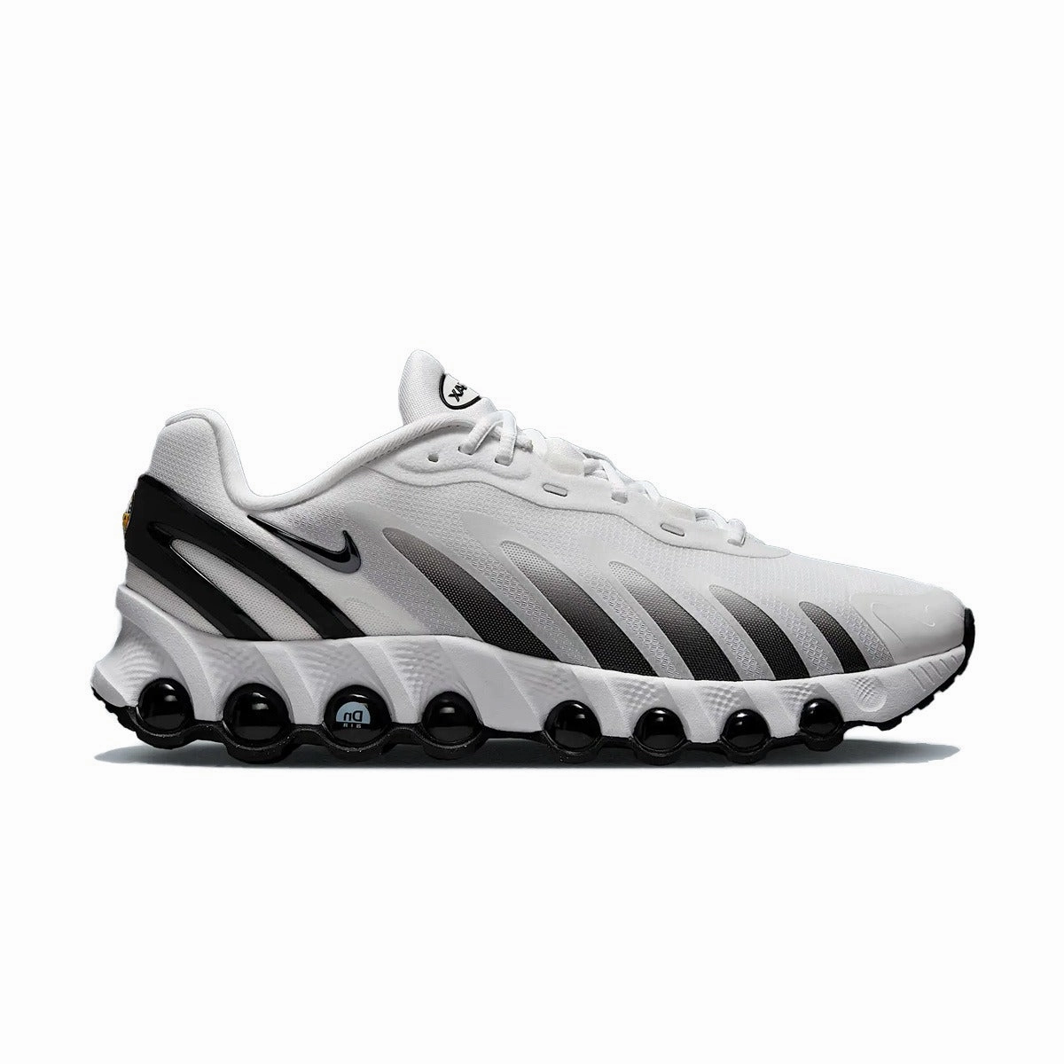 Versatile Footwear Lightweight Fit Air Max DN8 'White Black'