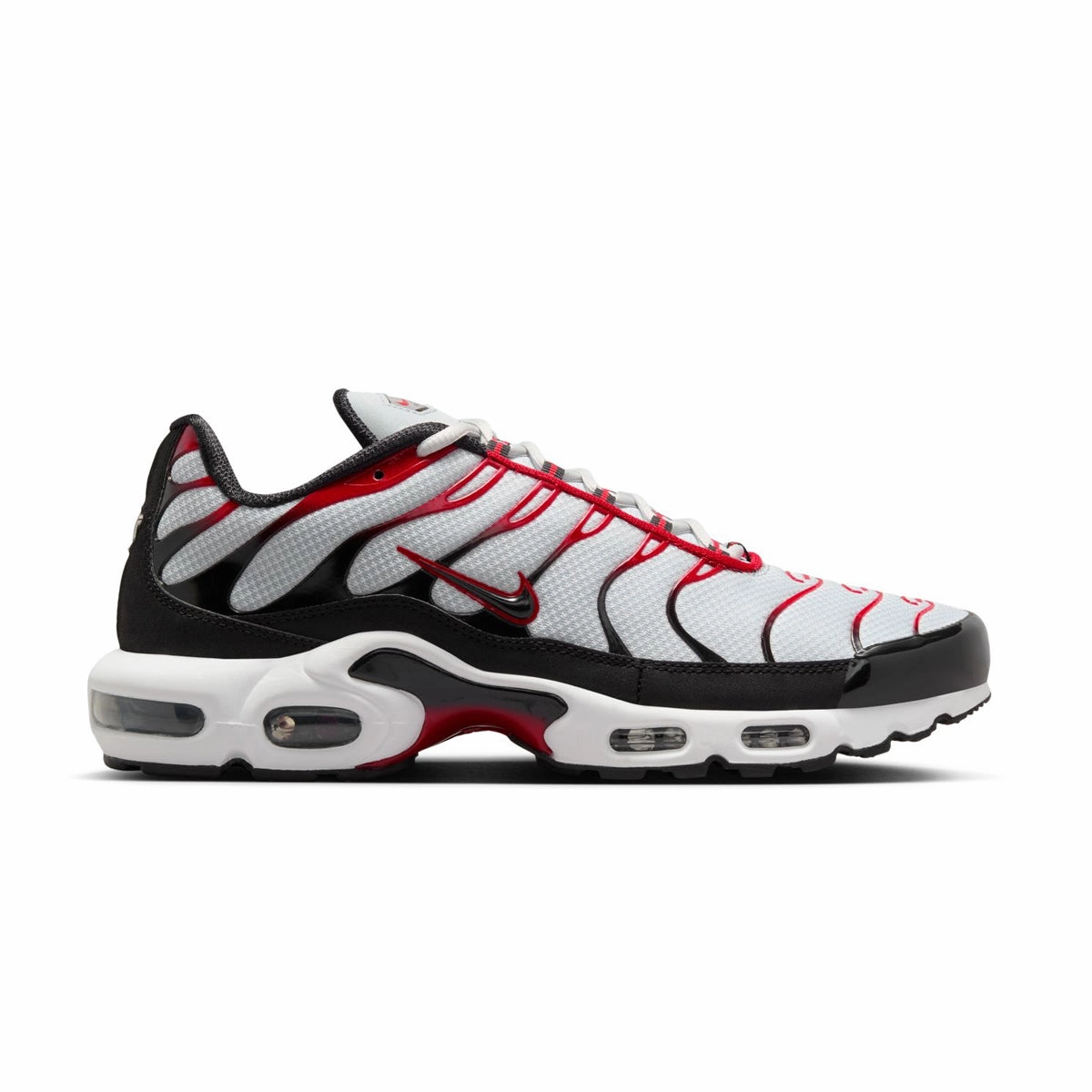 Step Control Sport Driven Air Max Plus 'White Black University Red'