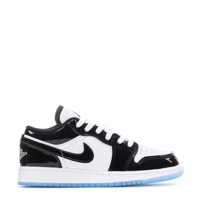 AJ 1 Low SE - Youth running in mountains shoes