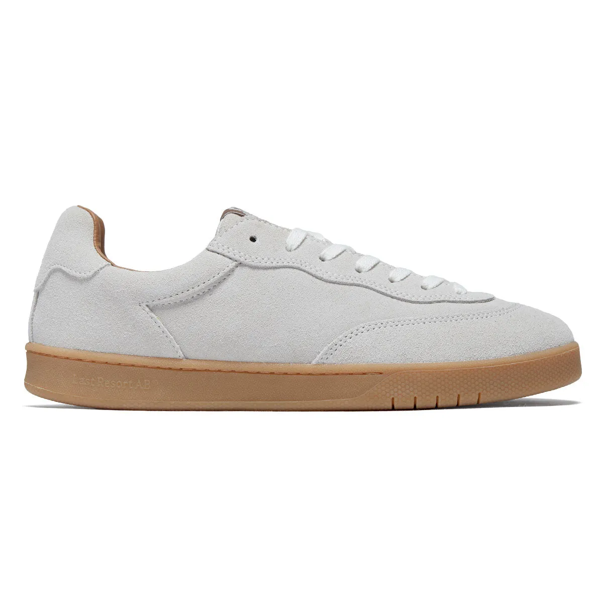 Outdoor Ride Quick Action Last Resort AB CM001 Suede Lo Shoes - White/Gum