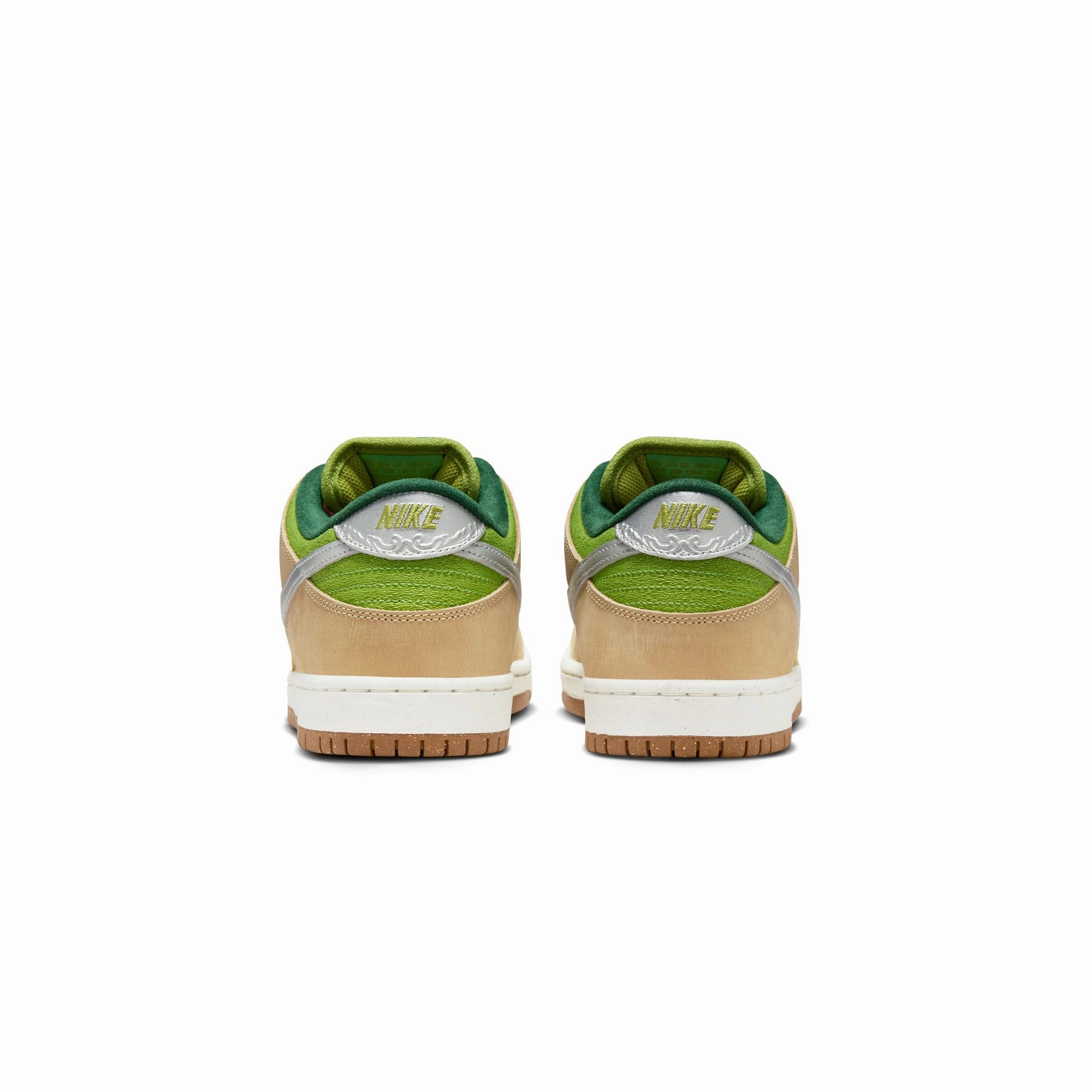 Bold Look Nike SB Mens Dunk Low Pro WC "Escargot" Shoes