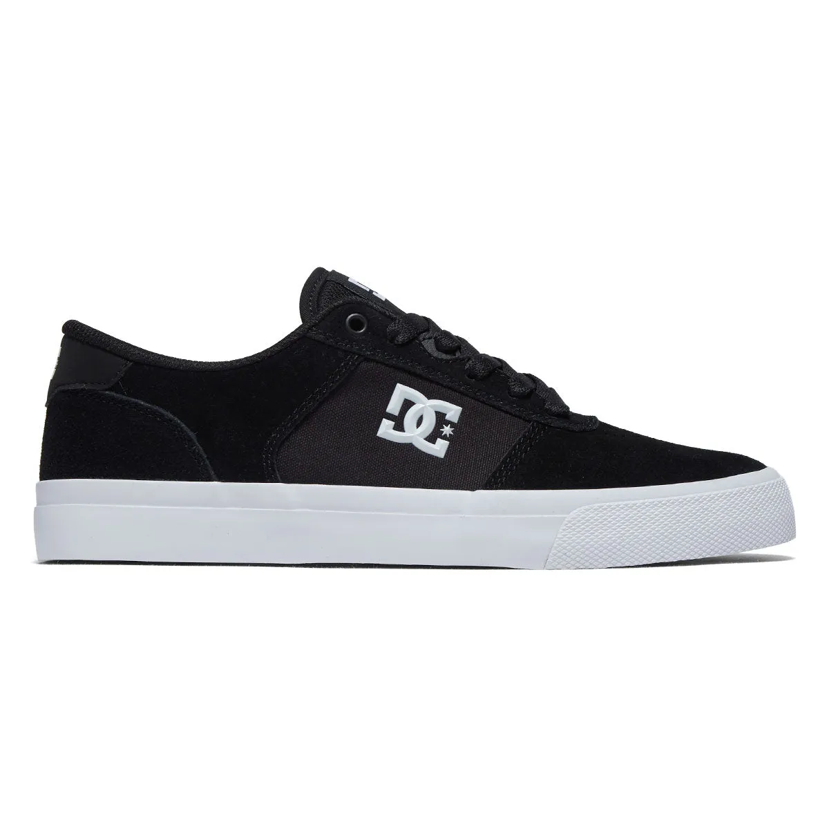 DC Teknic Shoes - Black/White Light Traction Casual Comfort