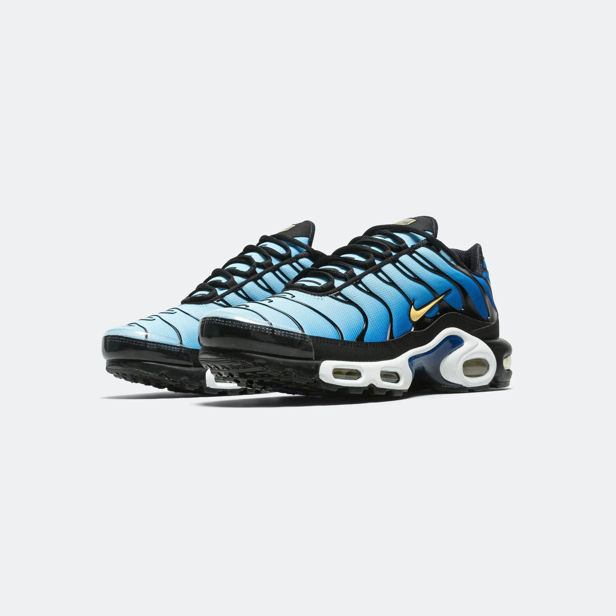 Comfort Fit Air Max Plus - Black/Chamois-Sky Blue-Hyper Blue