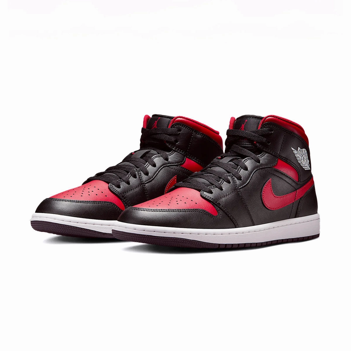 Comfort Walk Air Jordan 1 Mid 'Bred'