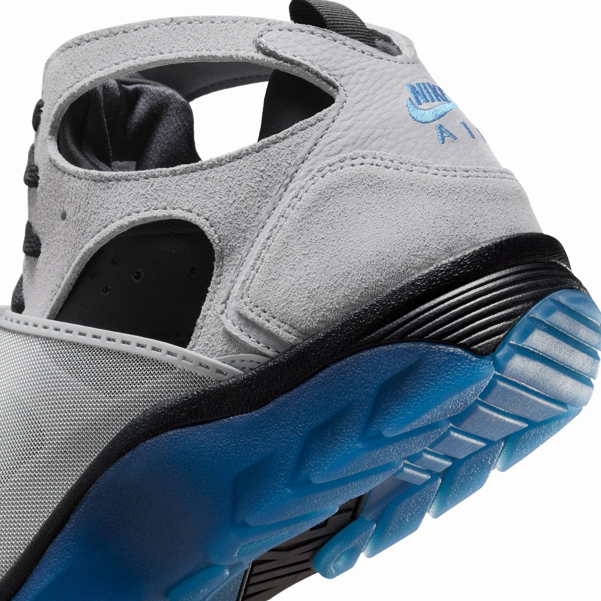 Comfortable Nike Mens Air Trainer Huarache Shoes