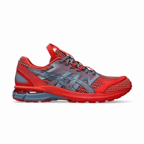 US4-S GEL-Terrain 'Classic Red Wood Crepe' Score Step