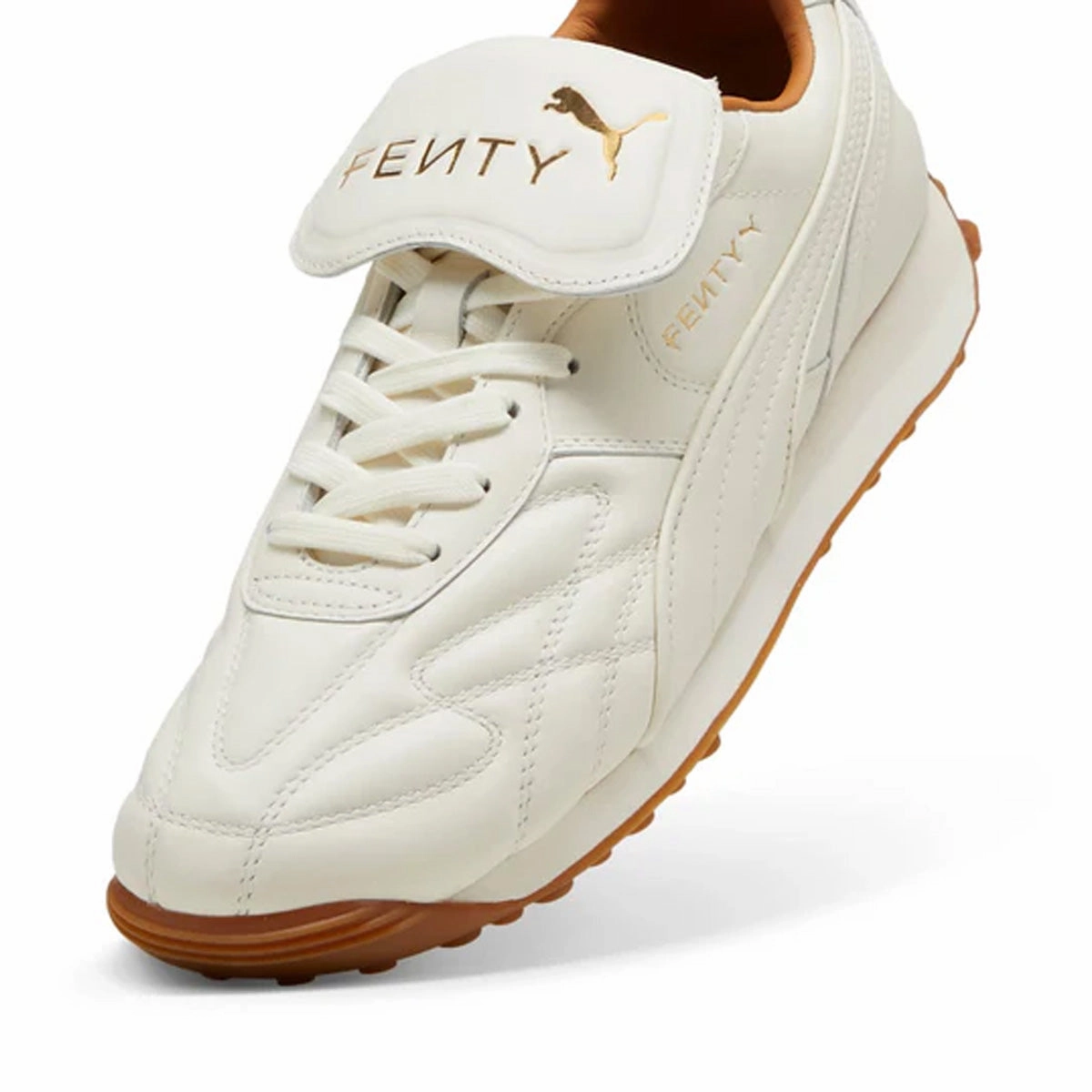 Comfortable Step   FENTY Avanti VL 'Warm White'