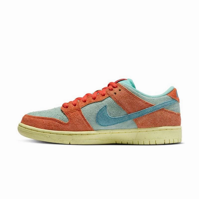 Comfy SB Dunk Low Premium 'Orange Emerald Rise'