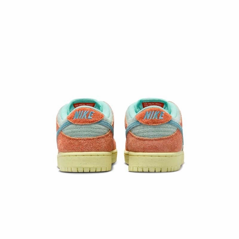 Comfy SB Dunk Low Premium 'Orange Emerald Rise'