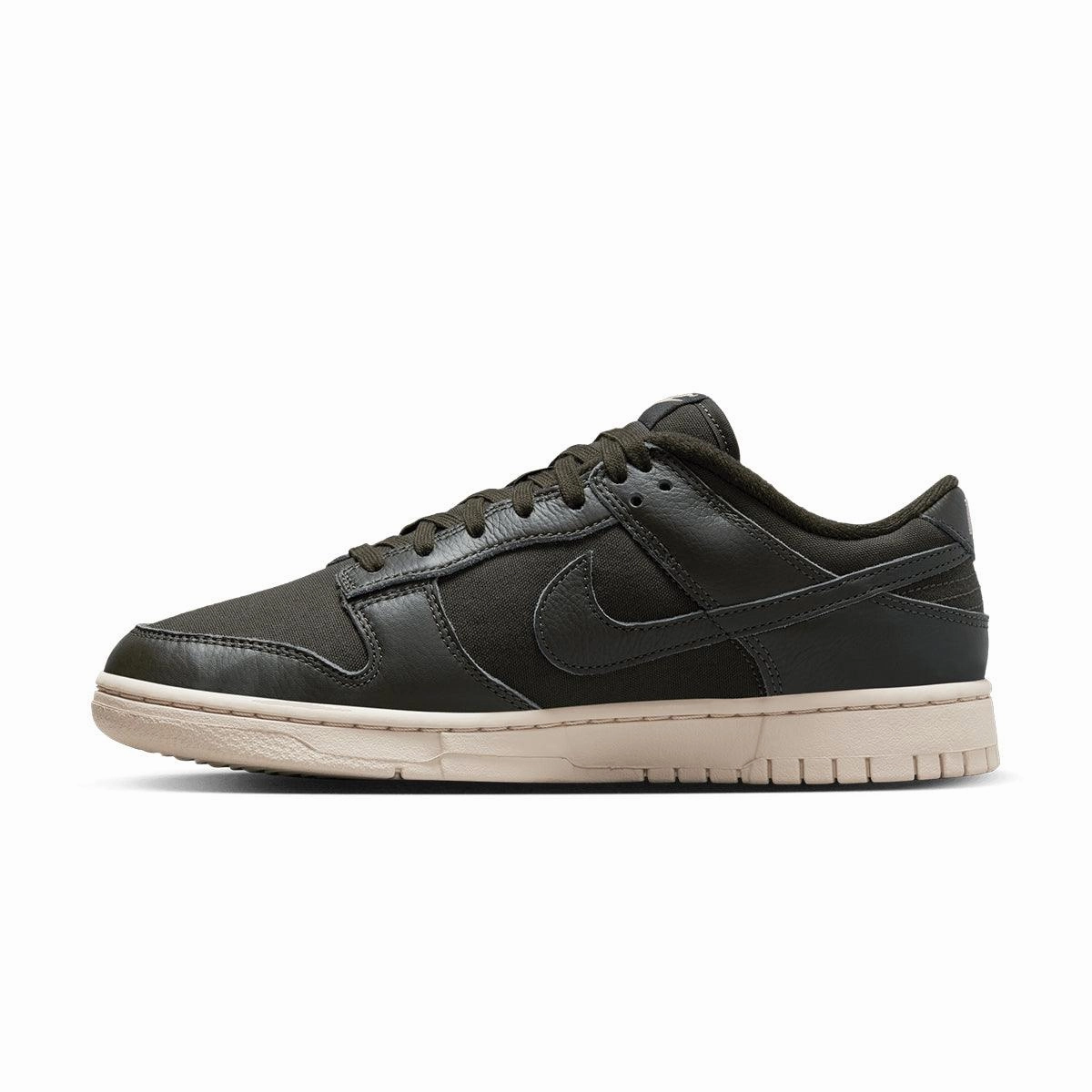 Dunk Low Premium 'Sequoia' Ergonomic Step Flow