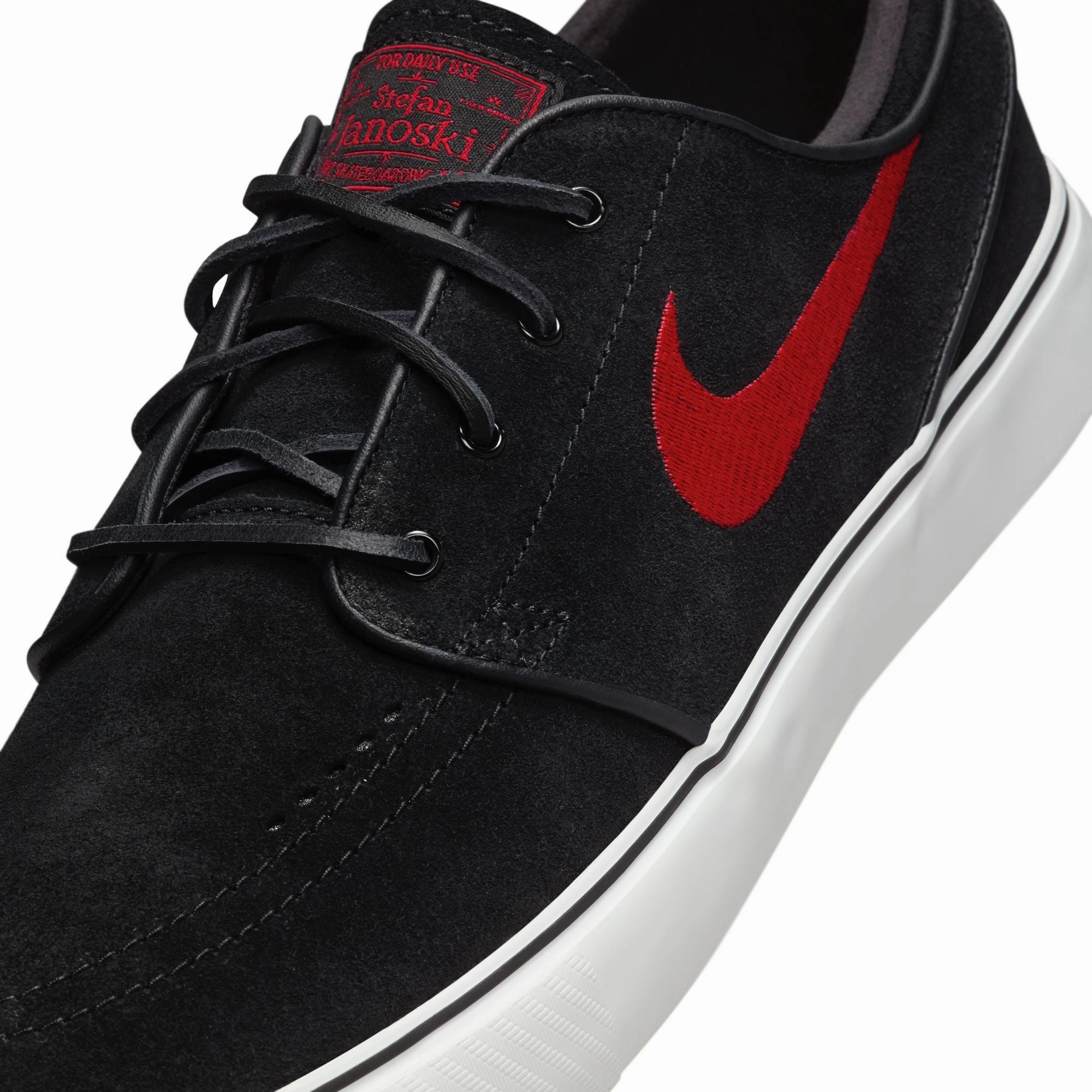 Engineered fit Nike SB Mens Zoom Janoski OG  Shoes
