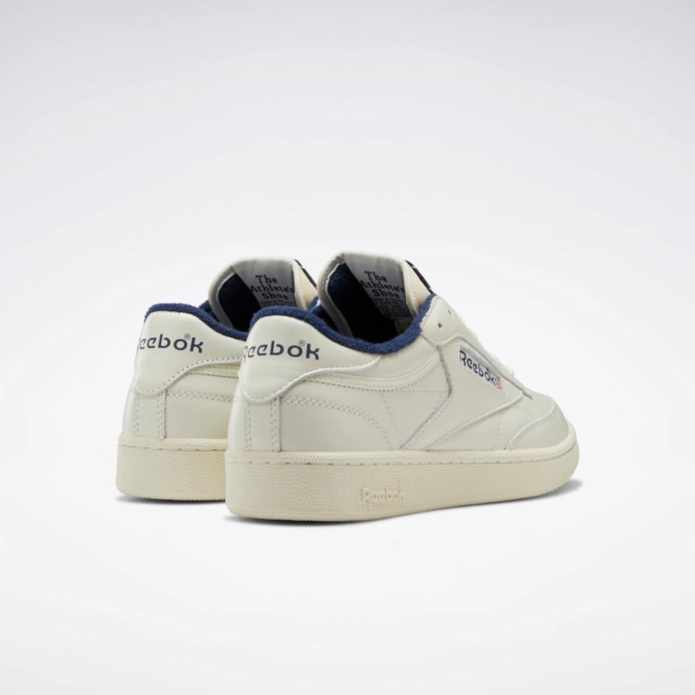 Fashionable Shoes Reebok Footwear Men Club C 85 Vintage Shoes CHALK/ALABASTER/VECTOR NAVY