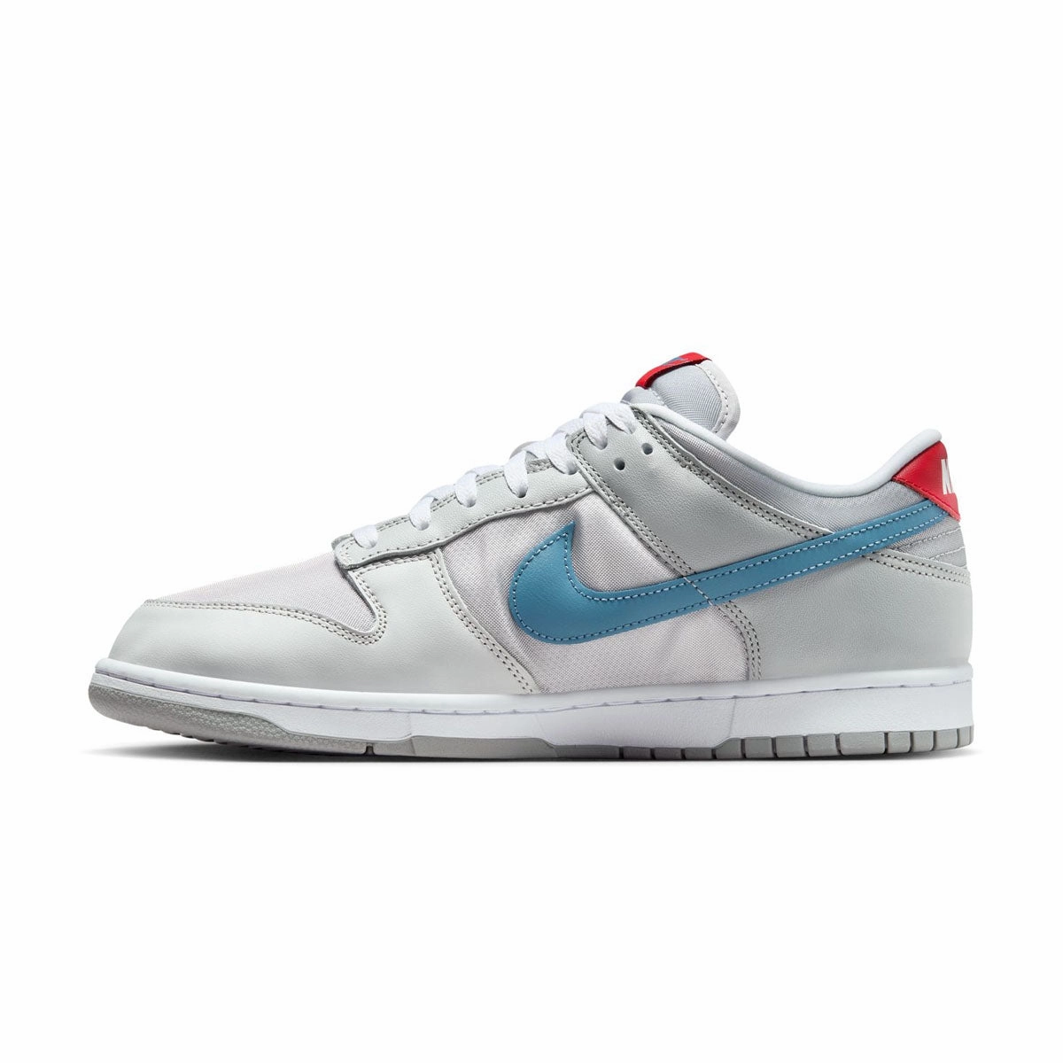 Feel Light Dunk Low QS 'Silver Surfer'