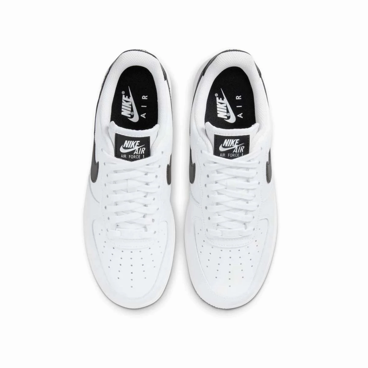 Flattering wear Wmns Air Force 1 'White Black'