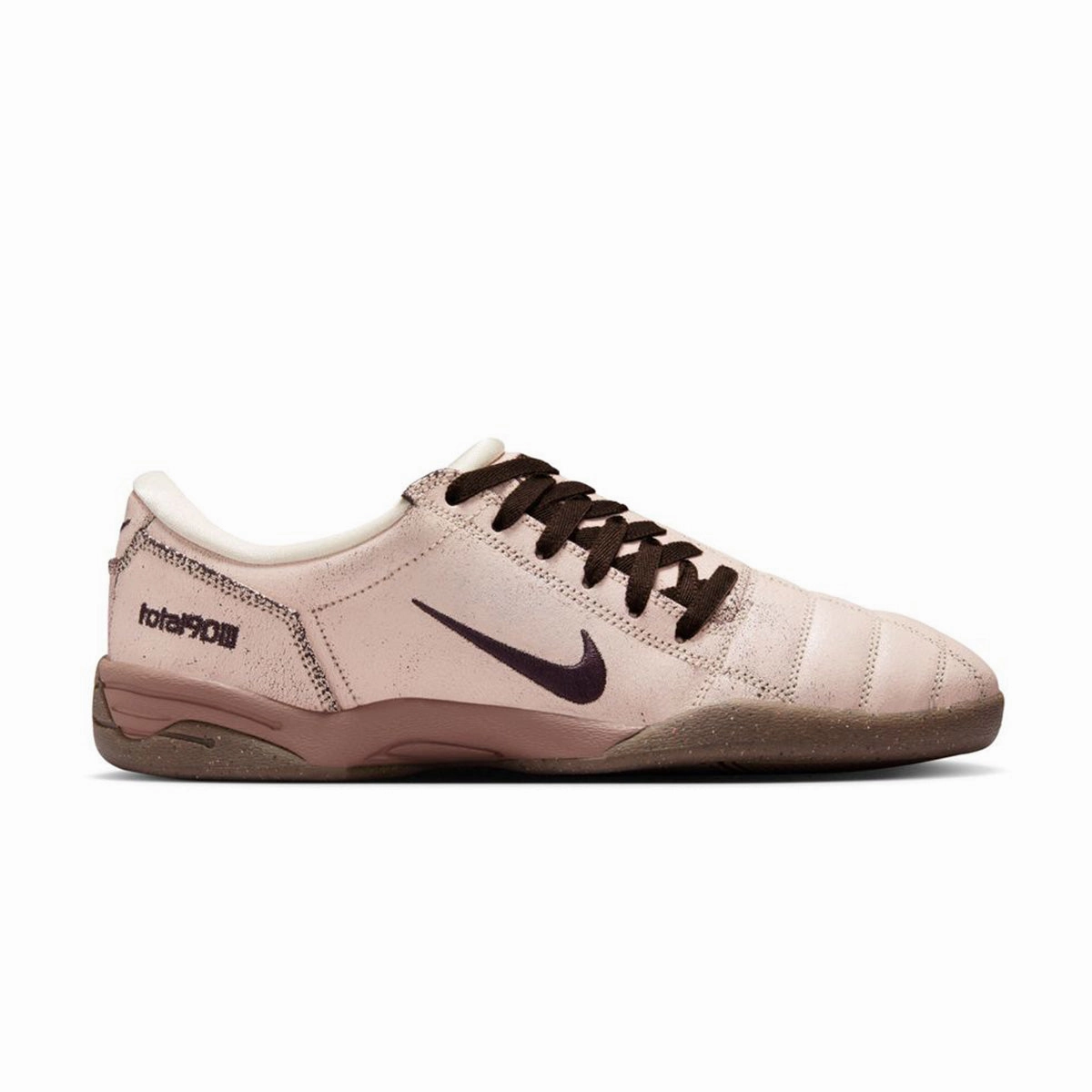 Total 90 III Premium 'Pearl White' Contemporary ease Durable Sole