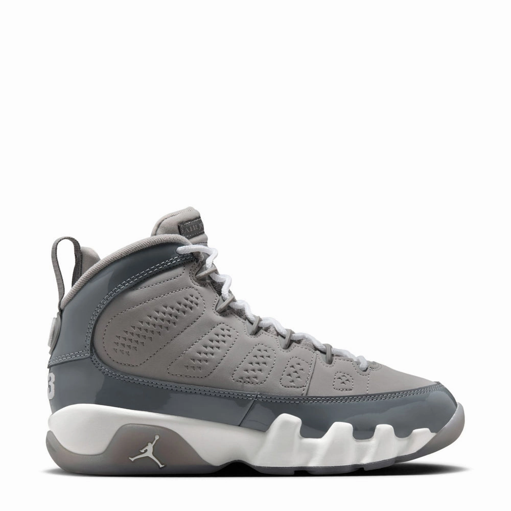 Retro 9 - Youth Urban Spirit