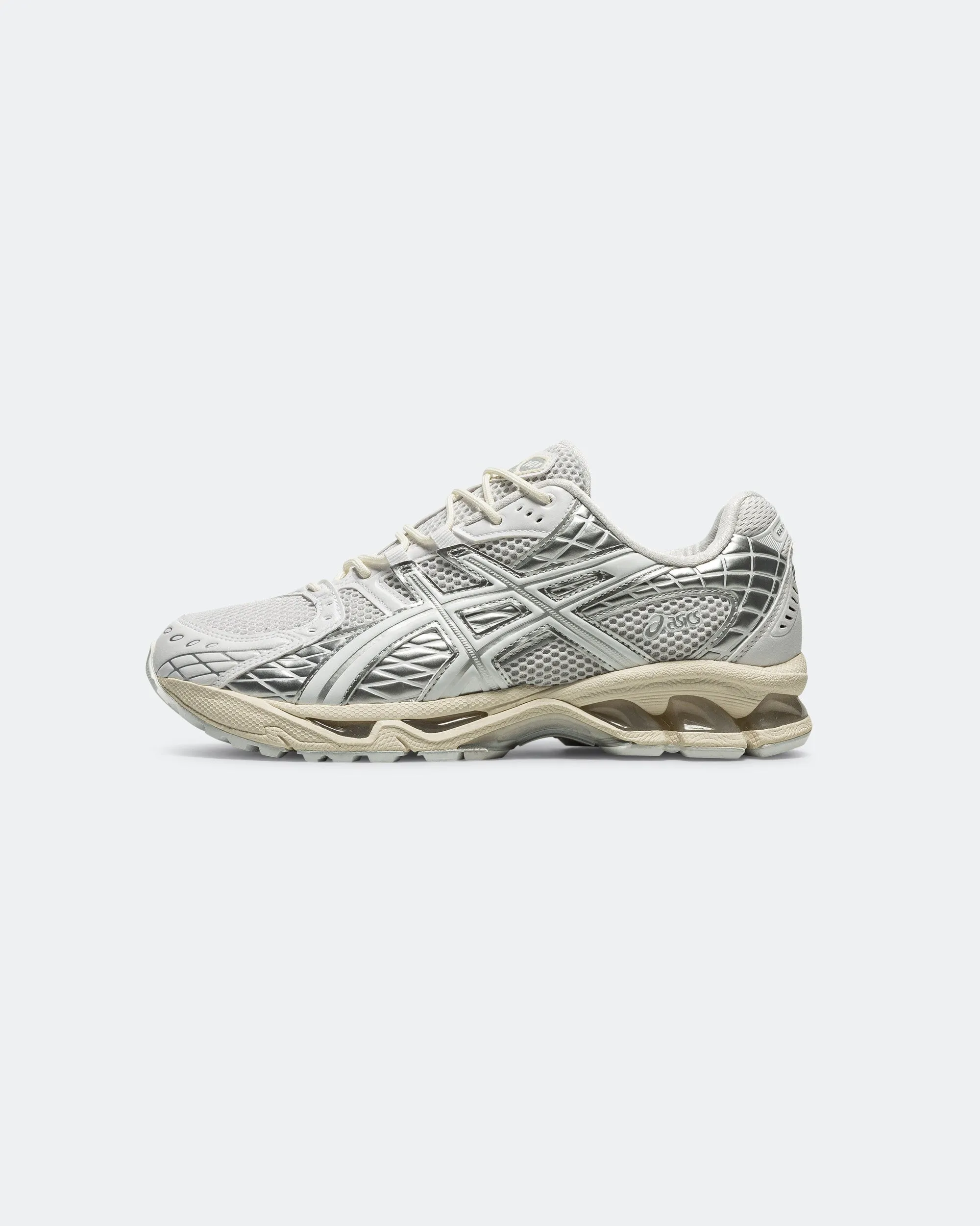 GEL-Nimbus 10.1 - White/Pure Silver Clean Aesthetic All Day Wear