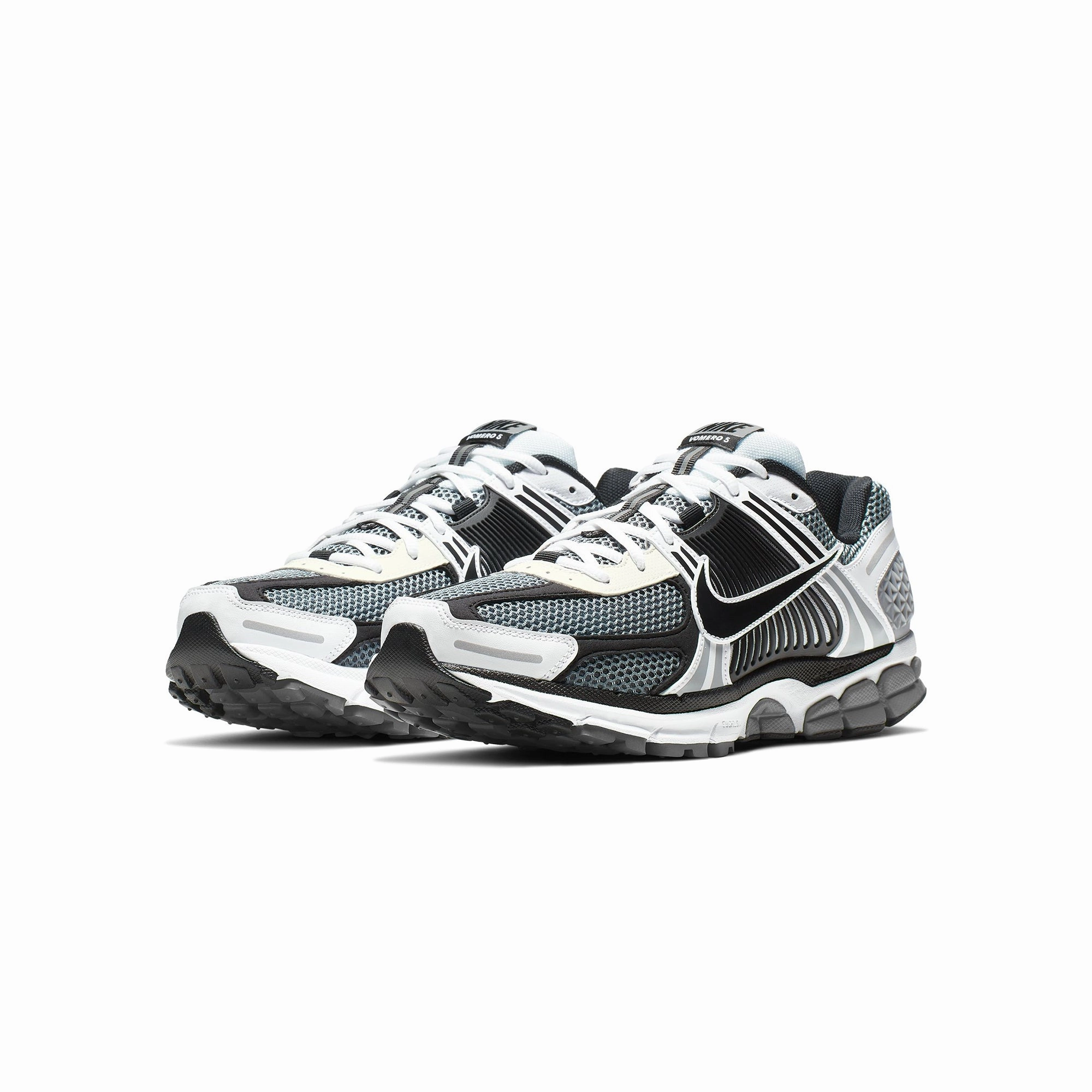 Glam silhouette Nike Mens Zoom Vomero 5 SE SP Shoes