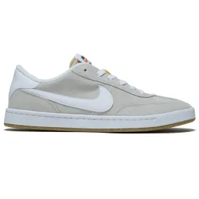 Nike SB FC Classic Shoes - Summit White/Summit White/White Quick Movement Fit Skater Ready Fit