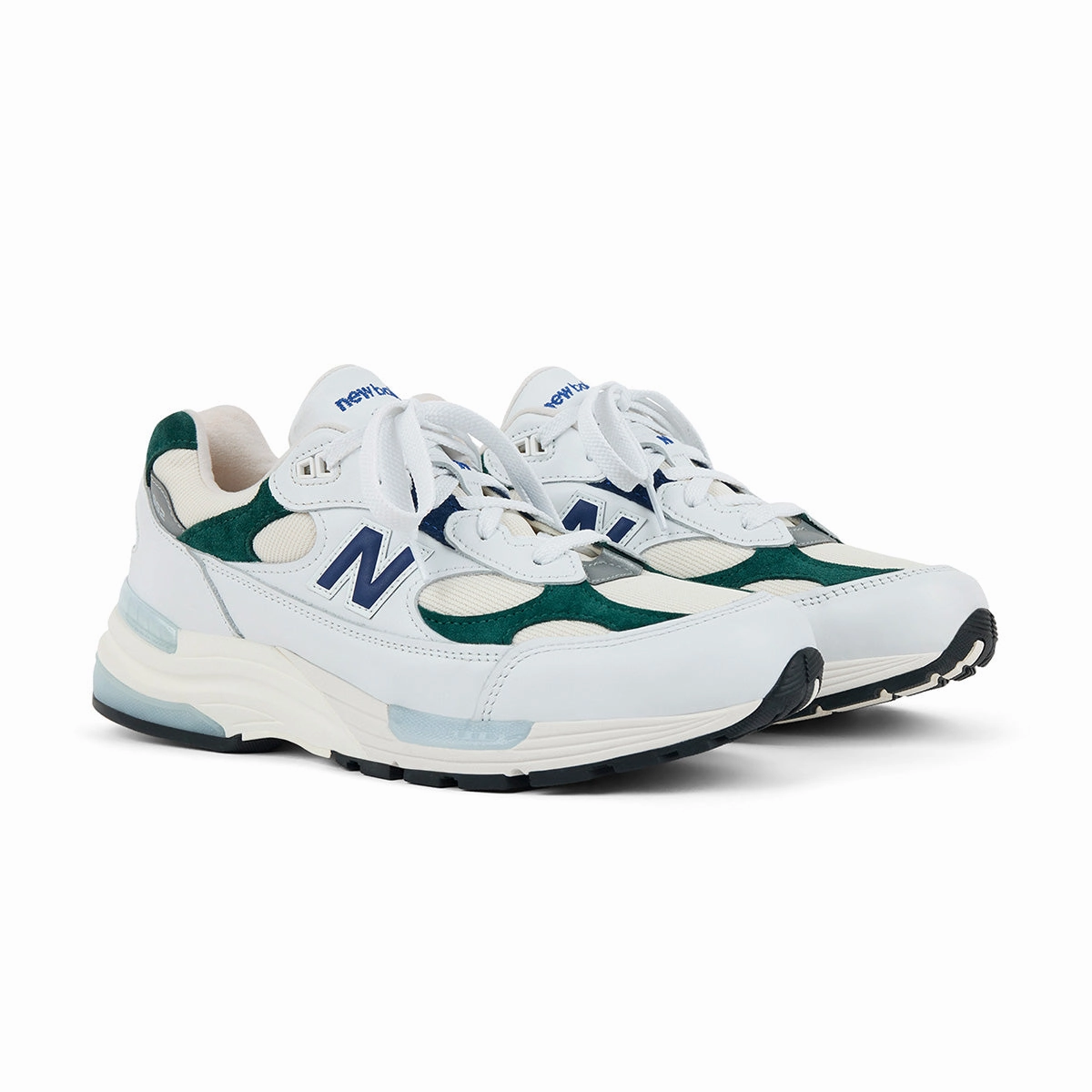 in USA 992 'White Marsh Green' Superior Cushion