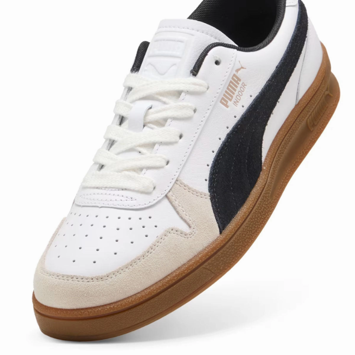 Indoor 'Puma White Black Gum' Walk Light