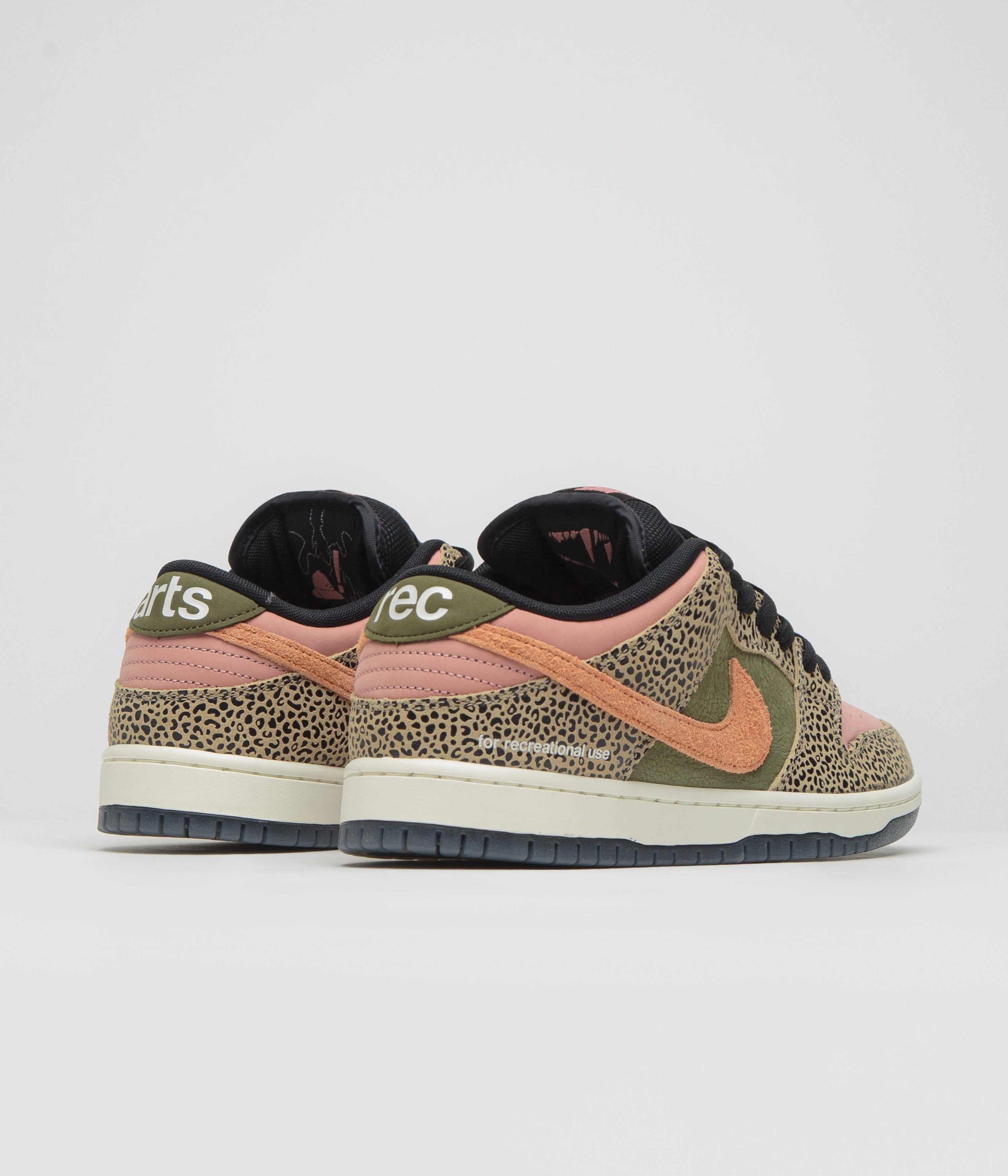 Indoor sports Nike SB x Arts-Rec Dunk Low Pro Shoes - Khaki / Amber Brown - Rough Green - Rust Pink