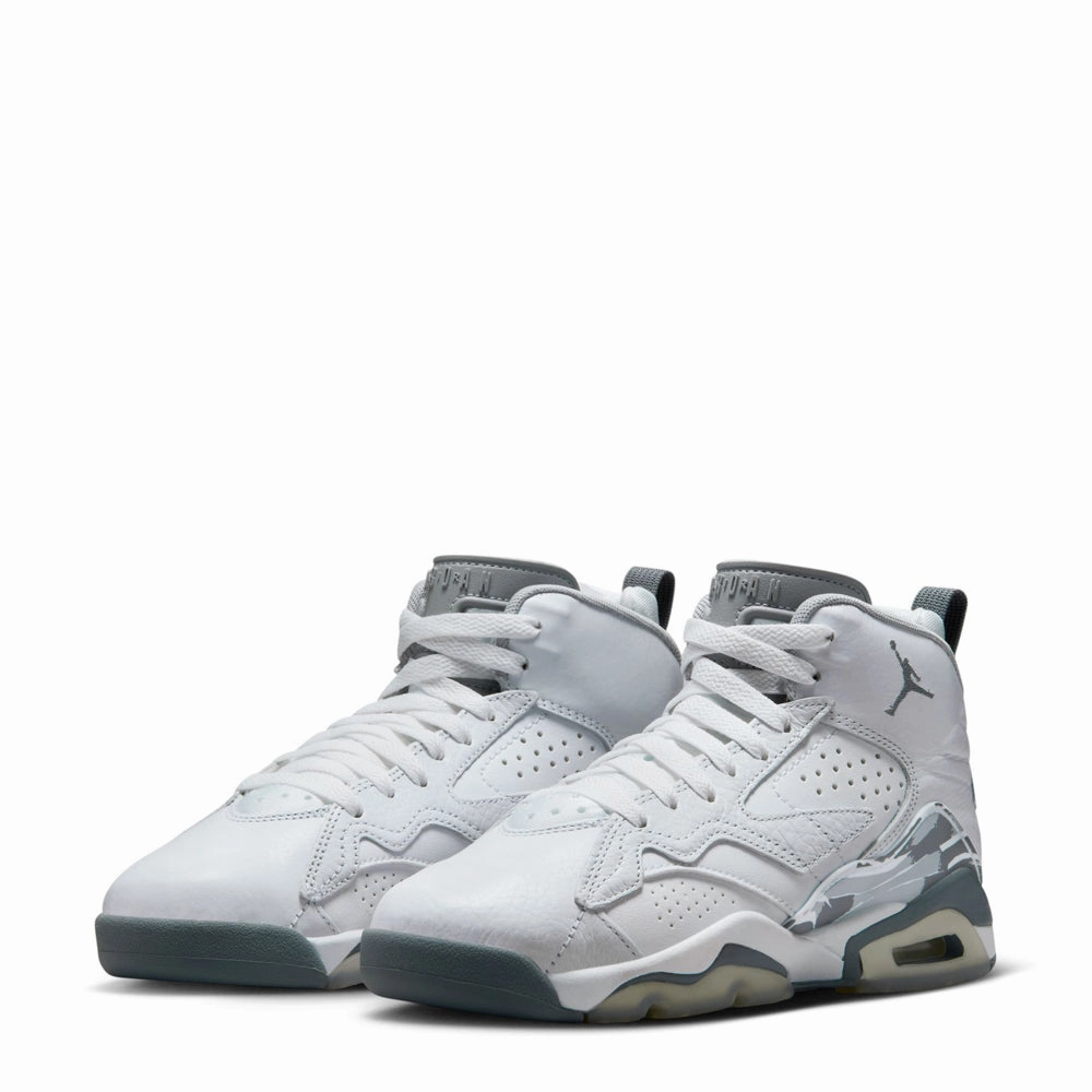 Jumpman MVP - Youth Stable Foot Support Design