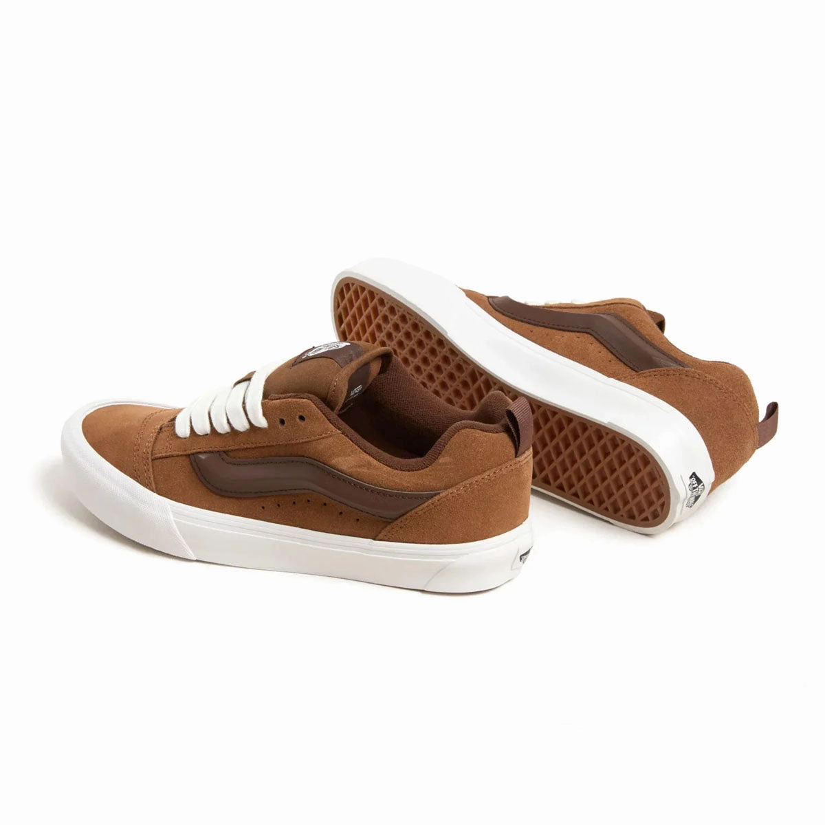 Knu Skool 'Brown' Versatile Comfort