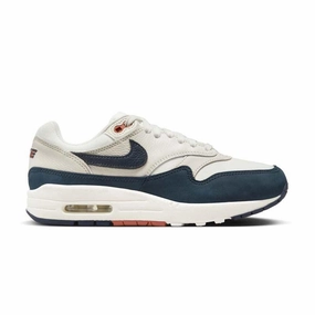 Wmns Air Max 1 LX 'Obsidian' Weekend Walks