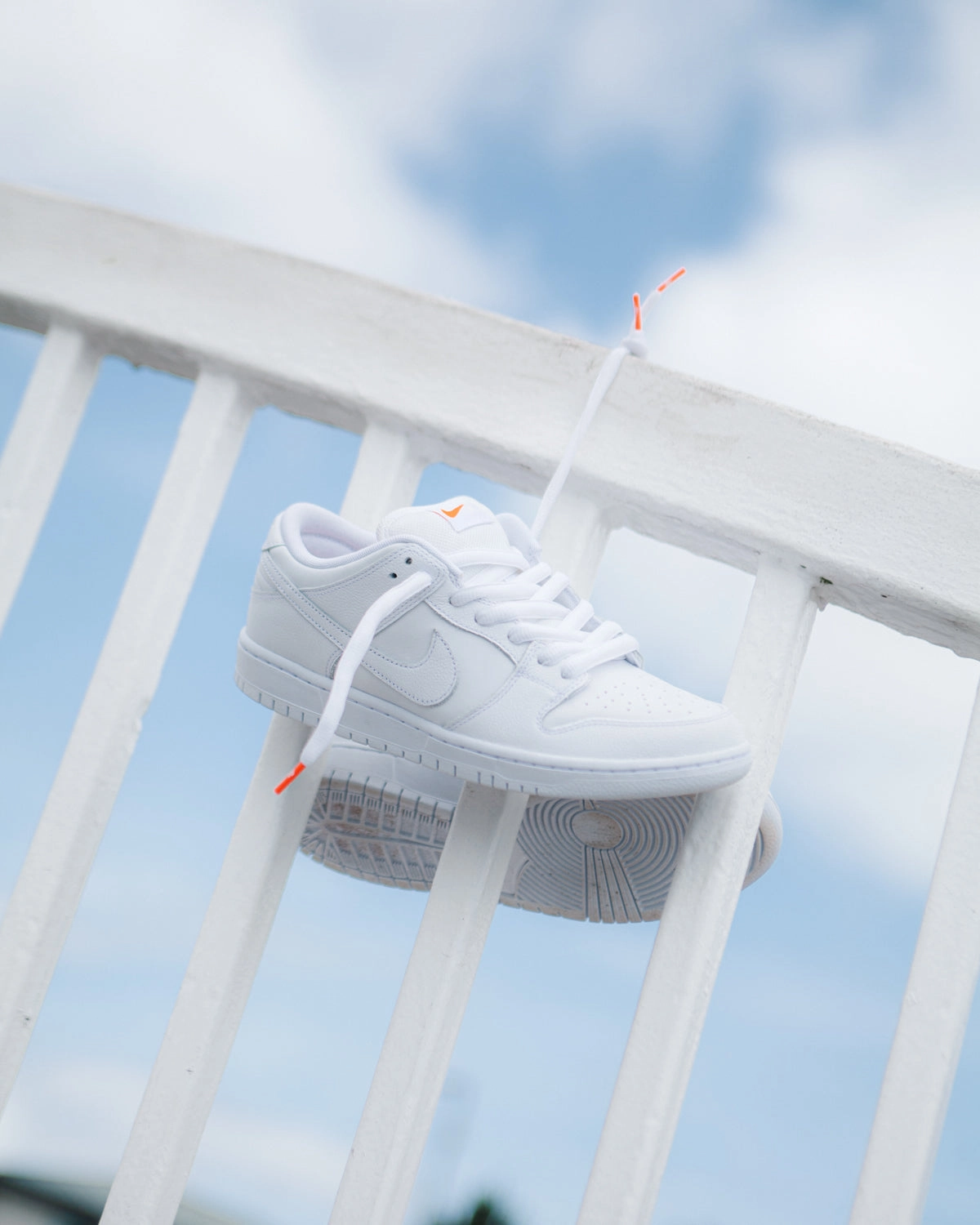 Lightweight Performance Gear Option Mechanism Nike SB Orange Label Dunk Low Pro Shoes - White / White - White - White