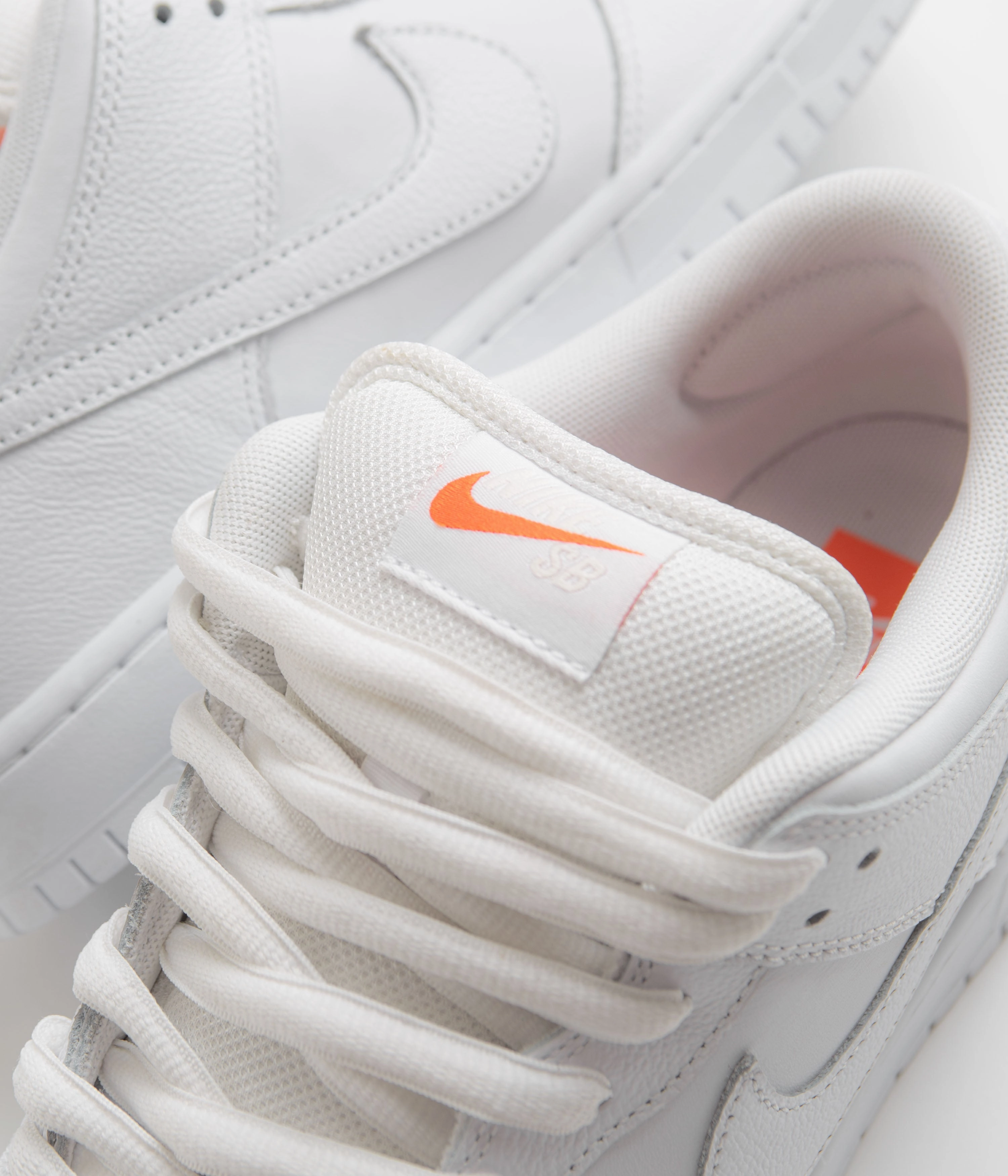 Lightweight Performance Gear Option Mechanism Nike SB Orange Label Dunk Low Pro Shoes - White / White - White - White