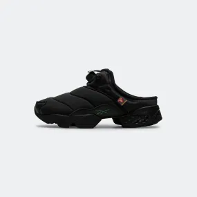 Long distance Step Easy Instapump Fury Mule x South2 West8 - Black/Green