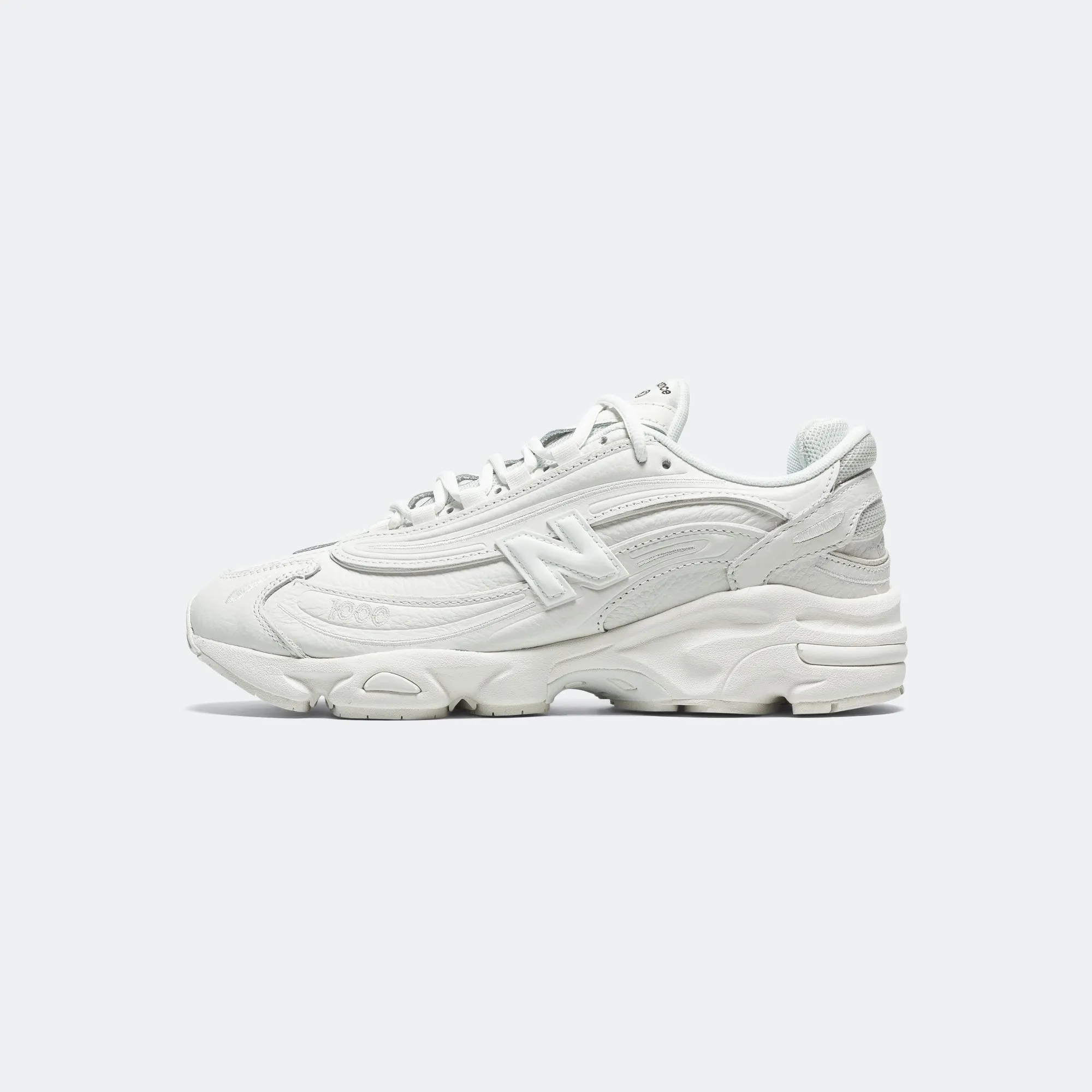 Sculpted wear Boost Power M1000BW