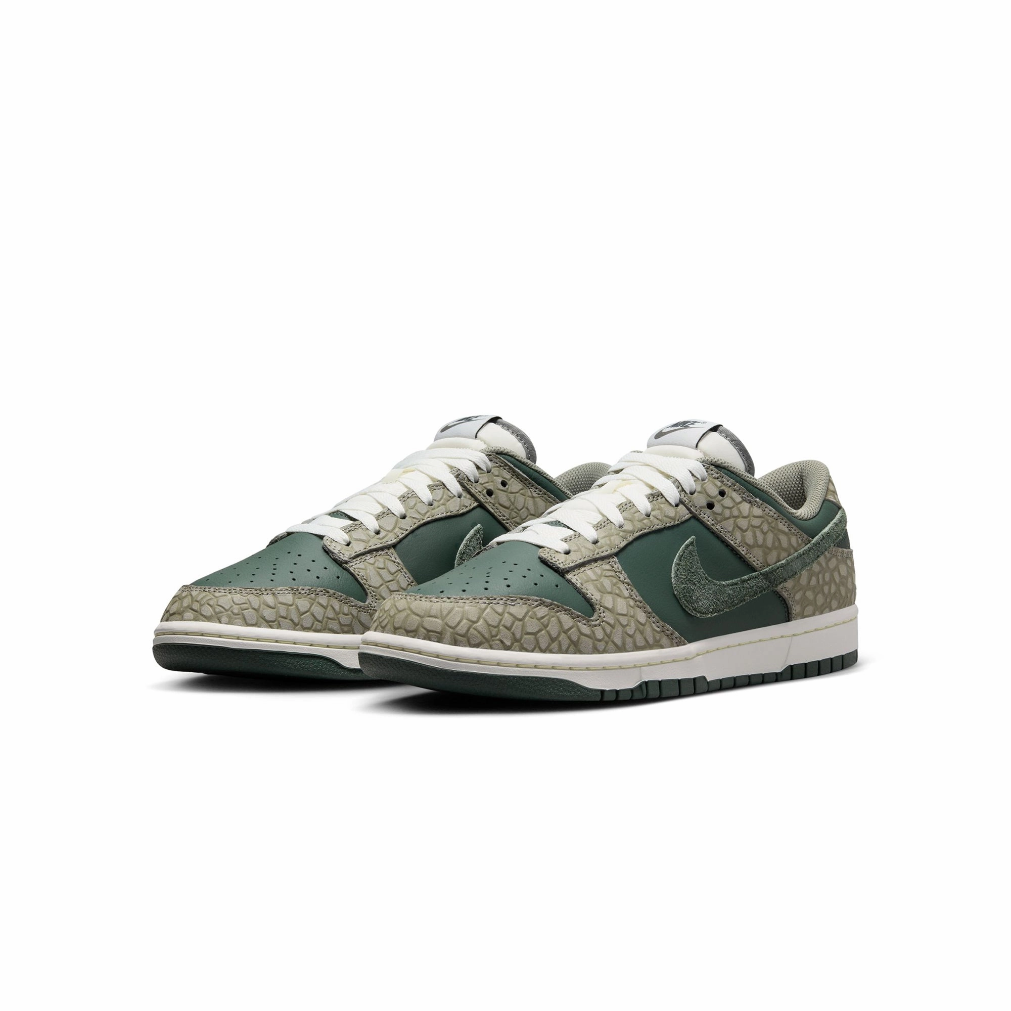 Max Flex Nike Mens Dunk Low Retro Premium Shoes