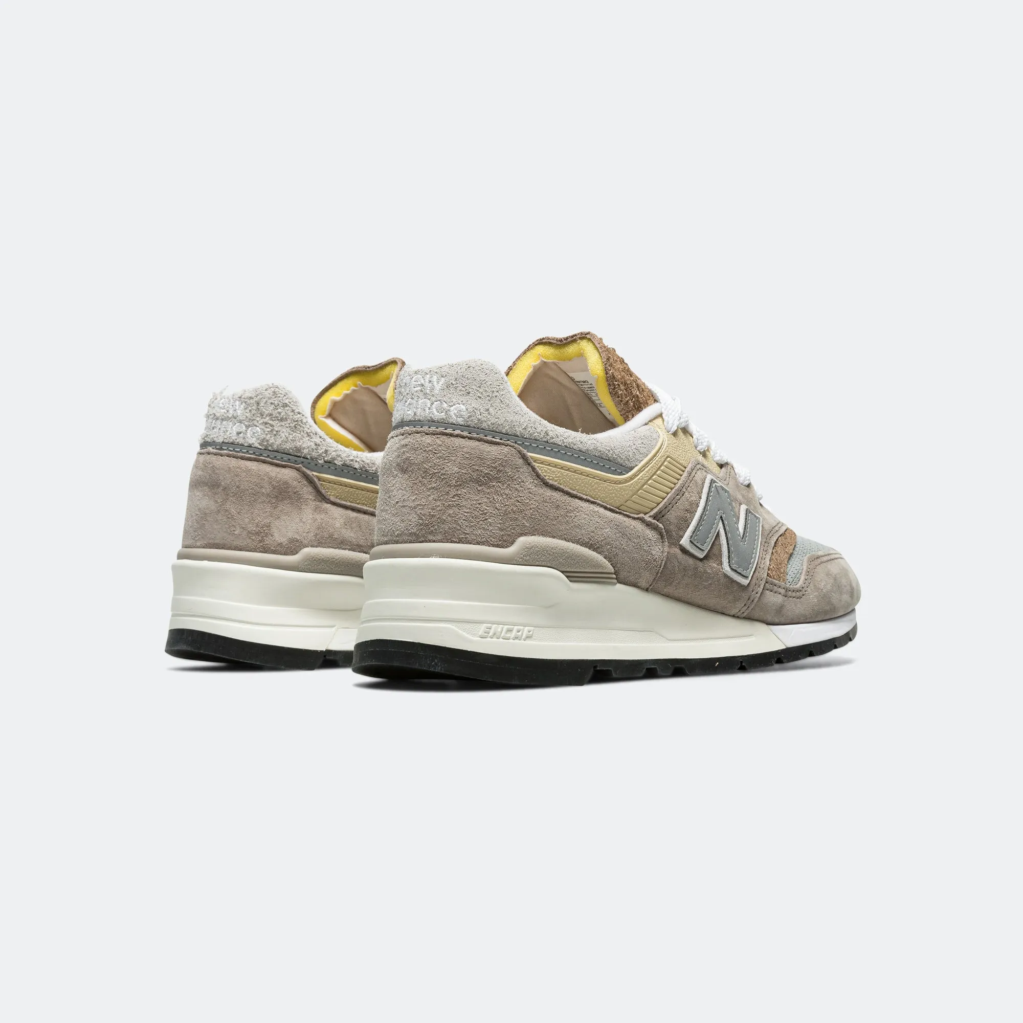 Neutral Style U997MG