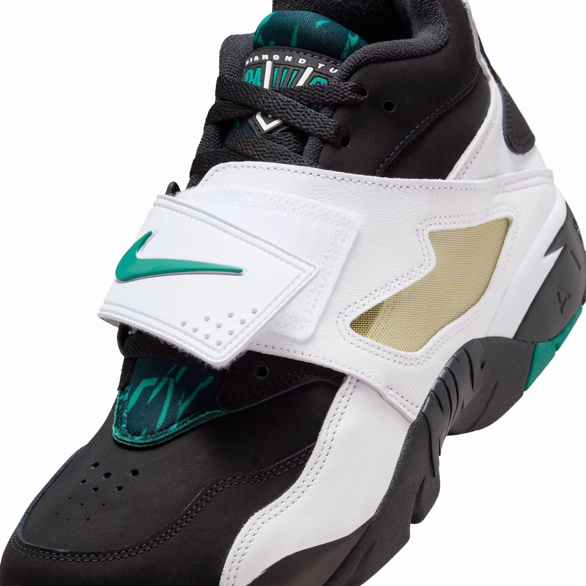 Nike Mens Air Diamond Turf 93 Shoes Seamless Fit