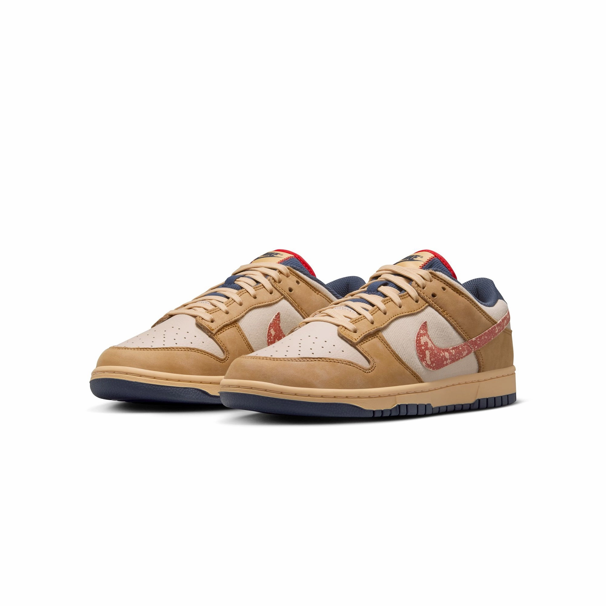 Nike Mens Dunk Low Retro SE Shoes Energy-enhancing