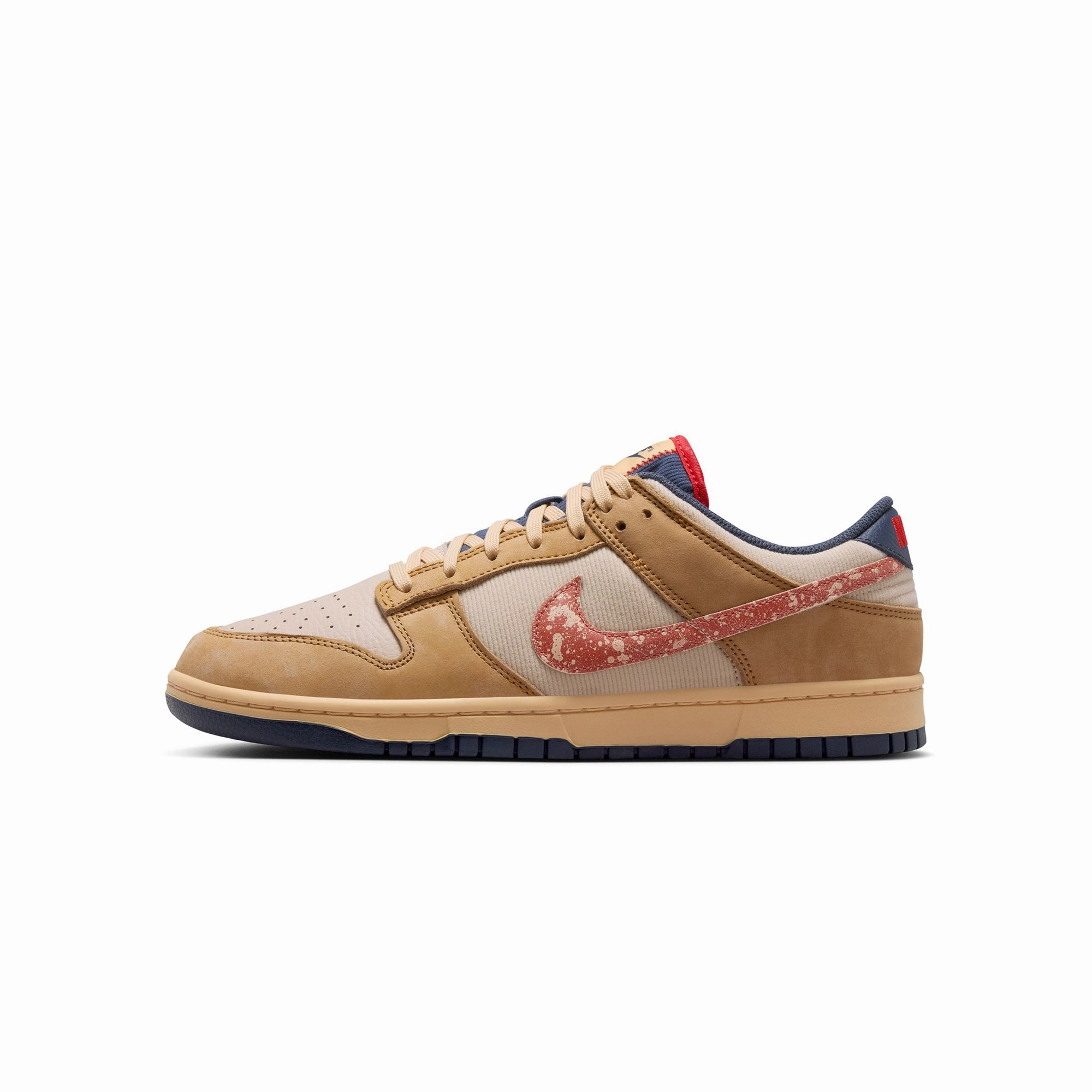 Nike Mens Dunk Low Retro SE Shoes Energy-enhancing