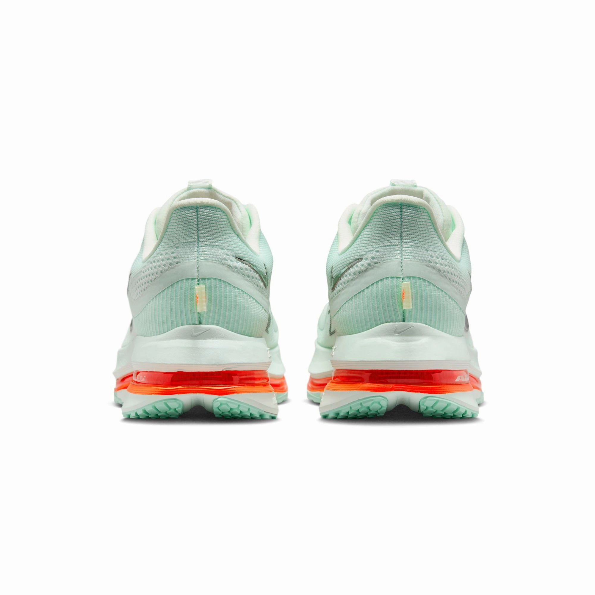 Nike Mens Pegasus Premium Shoes Durable Traction Pods