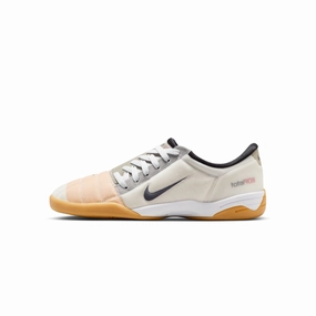 Nike Mens Total 90 Shoes Smart Chic Motion Support