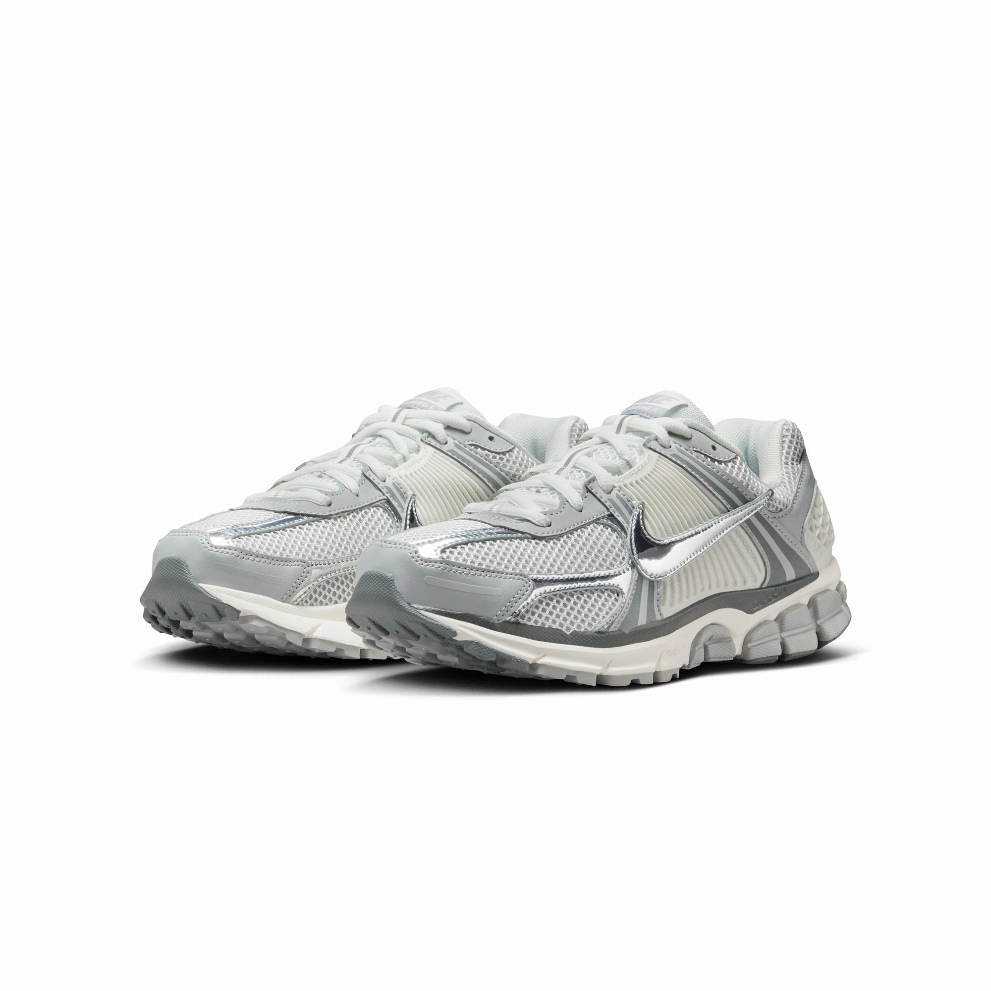 Nike Mens Zoom Vomero 5 Shoes Ultimate Wear