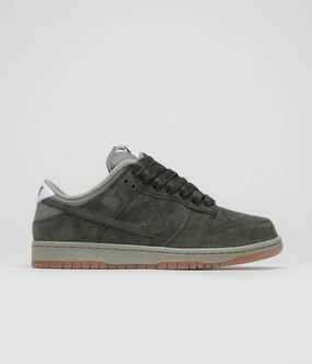 Nike SB Dunk Low Pro B Shoes - Sequoia / Sequoia - Light Army - White comfortable accessory promote healthy running