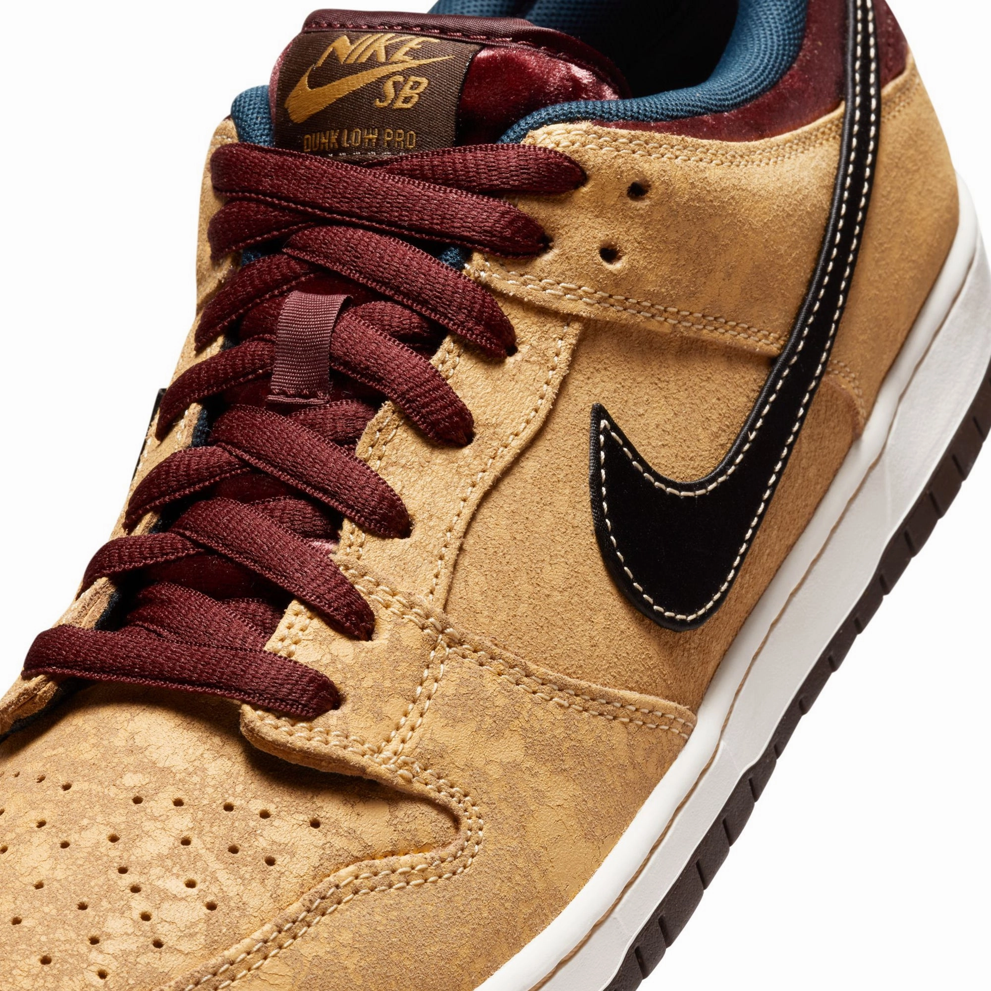 Nike SB Mens Dunk Low "City of Cinema" Shoes All-purpose stability